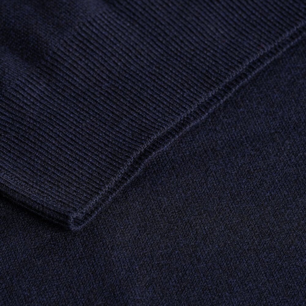Chinjun羊毛針織背心-藏青｜V領針織毛衣、親膚保暖、商務男裝、休閒穿搭-thumb