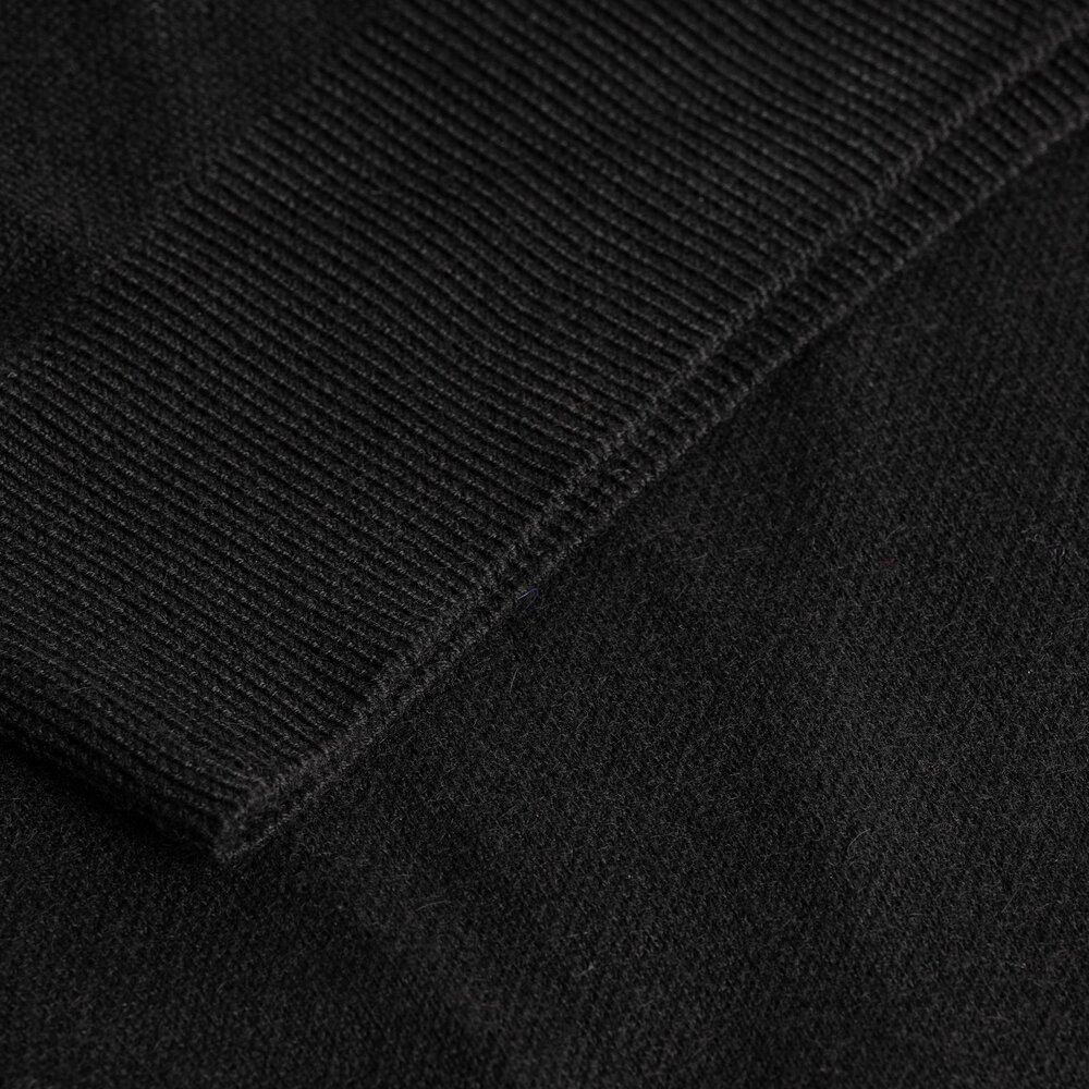 Chinjun羊毛針織背心-黑色｜V領針織毛衣、親膚保暖、商務男裝、休閒穿搭-thumb